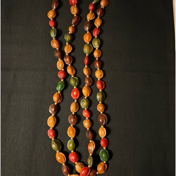 Vintage Painted Nut Necklace - Picture 3 of 10